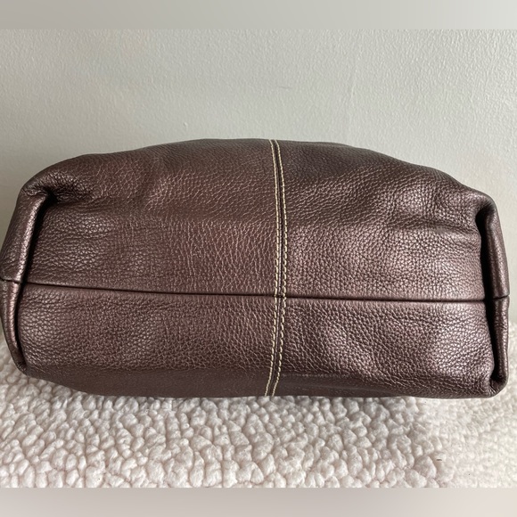 Coldwater Creek bronze pebbled leather hobo bag - Picture 4 of 8